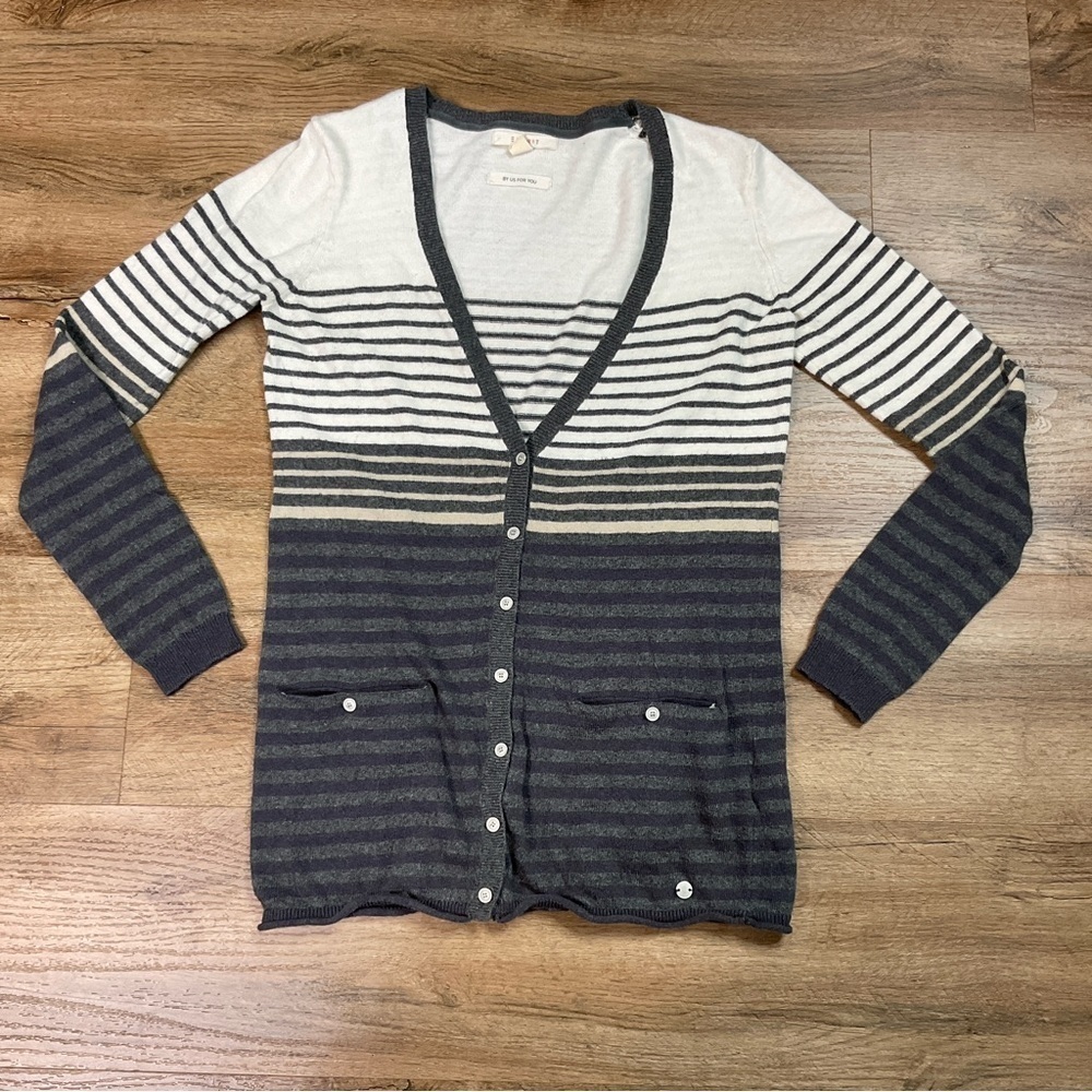 Esprit Sweater Women’s Cardigan Size XS Striped Pockets Gray White Soft Knit